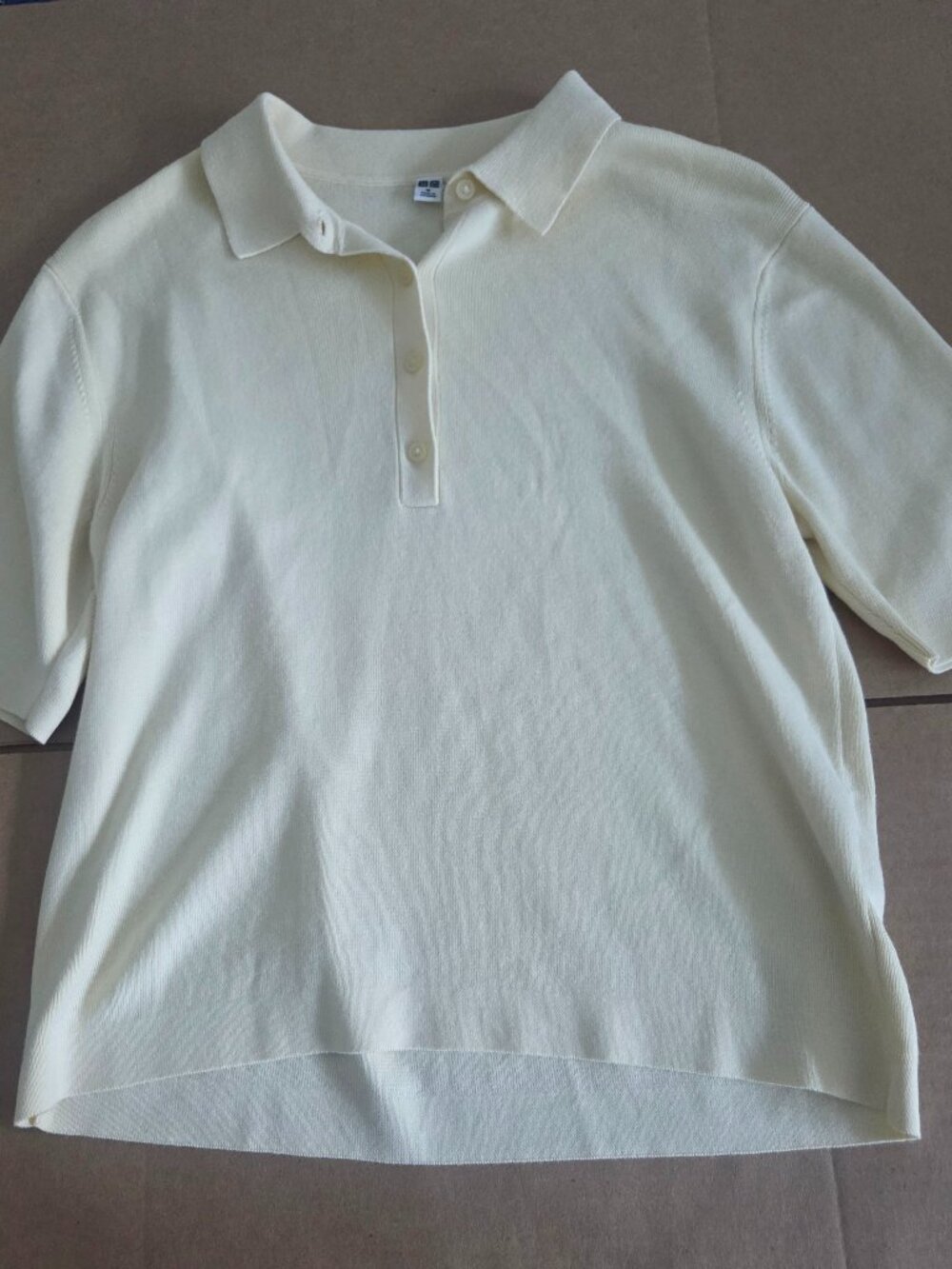 UNIQLO Cropped Butter Yellow Knitted Polo Short Sleeve Sweater - Size Medium